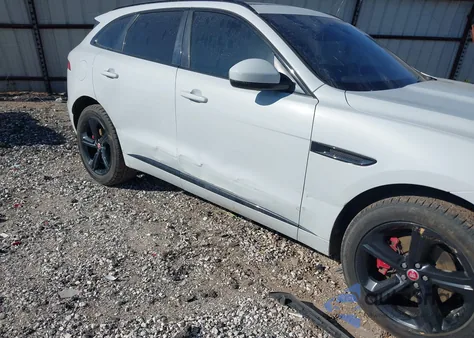 2017 Jaguar F-Pace S из США, поврежденный, VIN SADCM2BVXHA064689